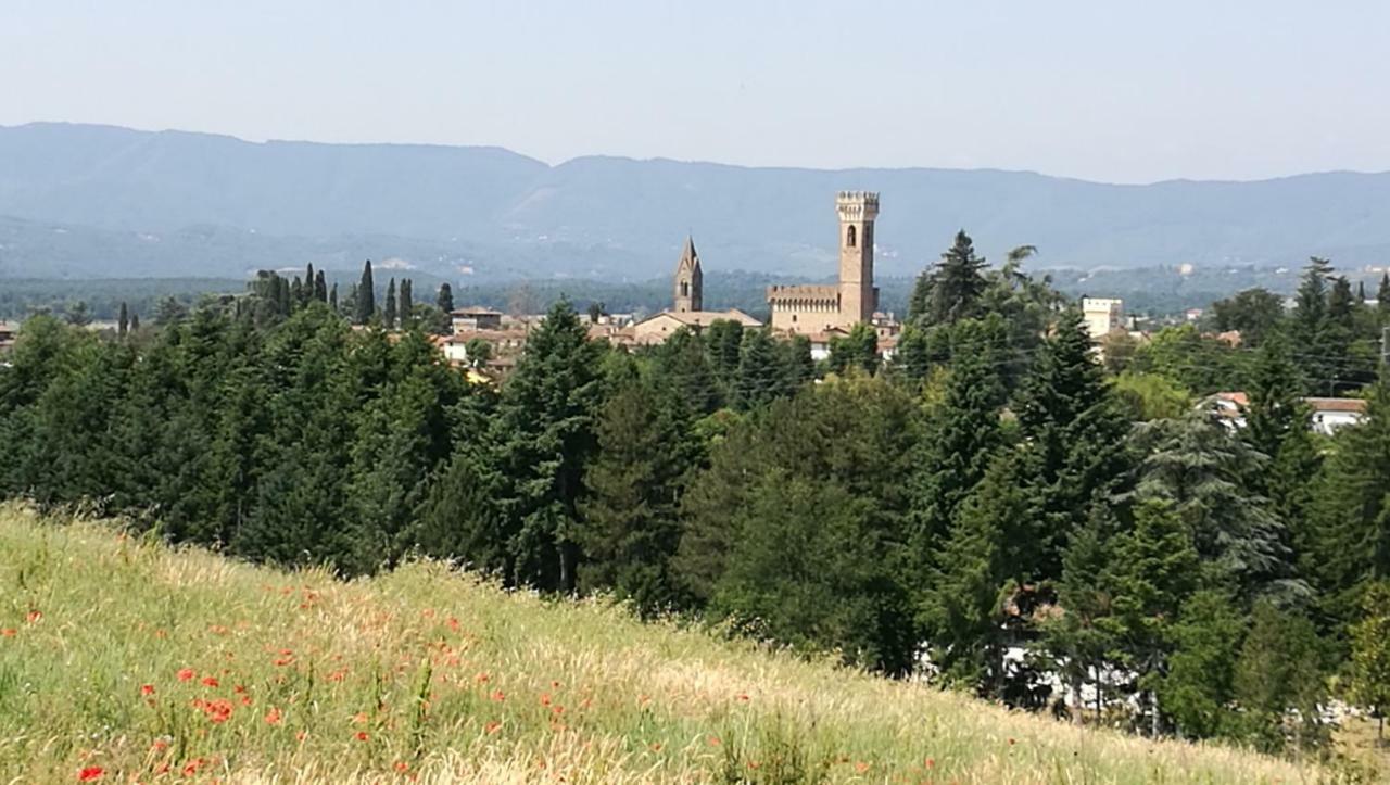 Attico A Barberino Di Mugello Apartment Bagian luar foto